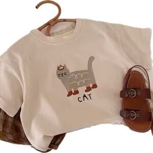 New Kid’s Cream Cat Graphic T-Shirt size 8